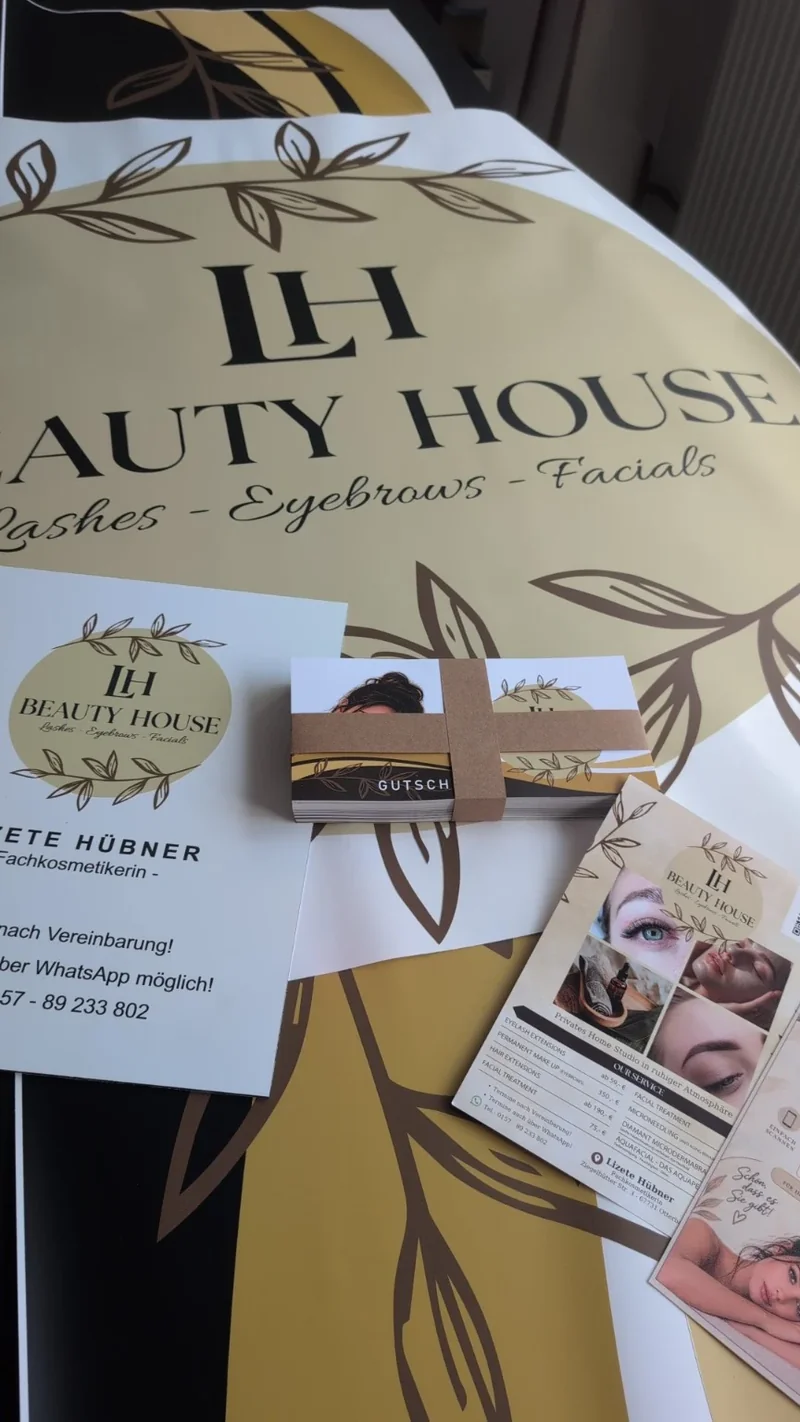 Aufeinander abgestimmte Flyer, Gutscheine und Beschriftungsmotive für LH Beauty House