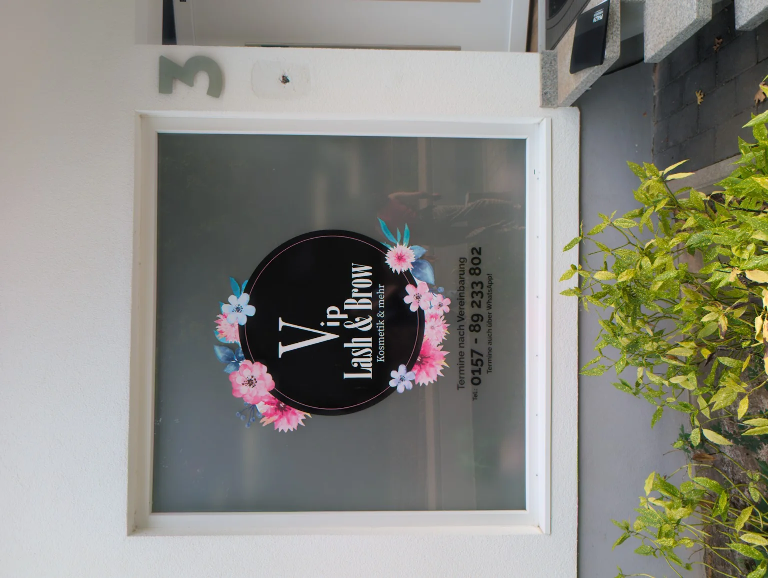 Schaufensterbeschriftung · Lash & Brow