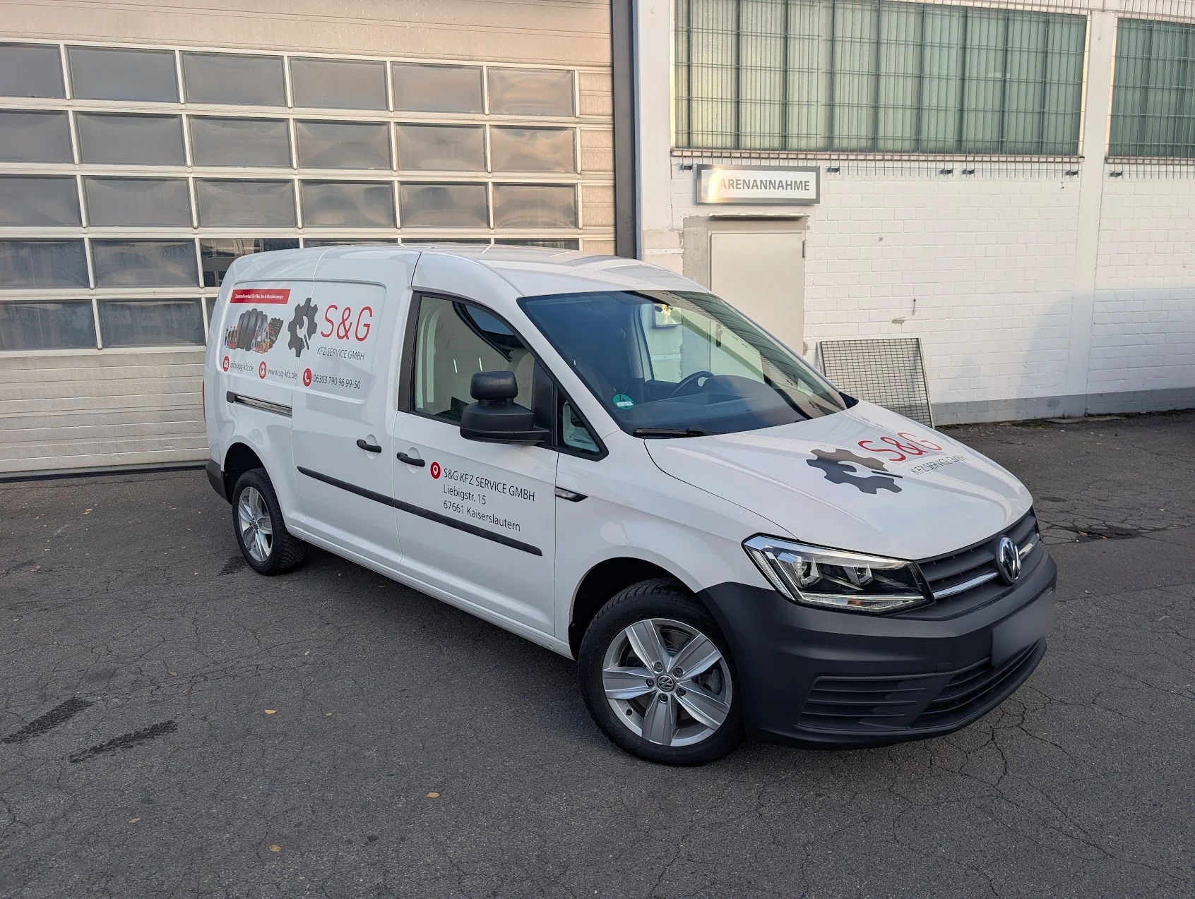 Fahrzeugbeschriftung · S&G KFZ Service – Front- und Seitenansicht