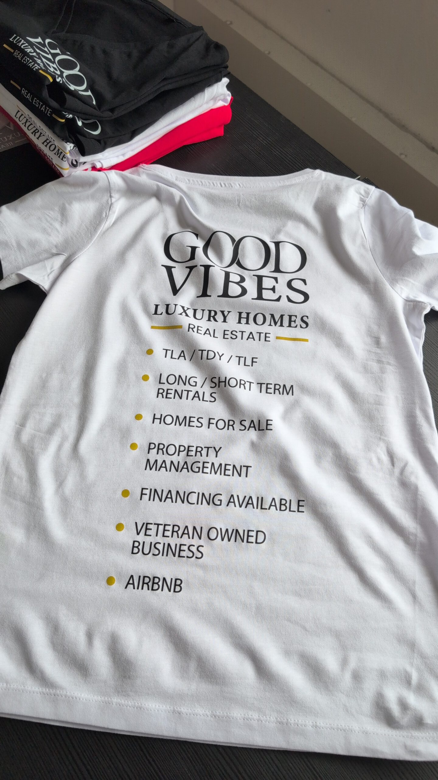 Textilveredelung · Good Vibes Luxury Homes